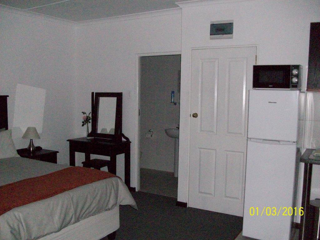 Laings Lodge Laingsburg Экстерьер фото